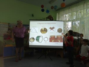 день барабанщика