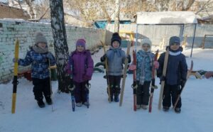 знакомство с лыжами